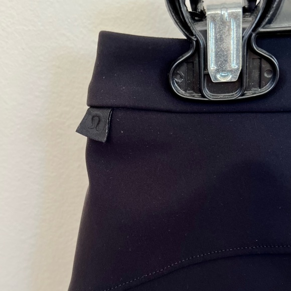 Lululemon On the Move Trousers BLACK Sz 2 - Picture 5 of 8